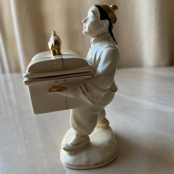 HINODE style  vintage 40's 50's ceramic porcelain oriental man carrying trunk - Picture 3 of 10
